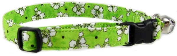 Green Hawaiian Flowers Cat Collar