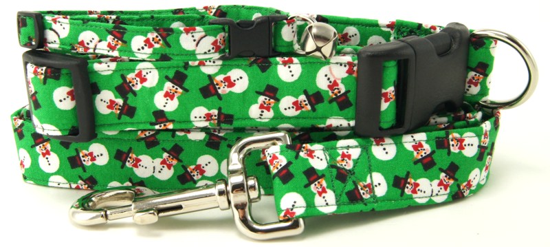 Green Tossed Snowmen Dog Collars - Dog Leashes - Cat Collars