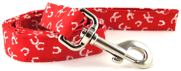 Red Horseshoes Dog Leash