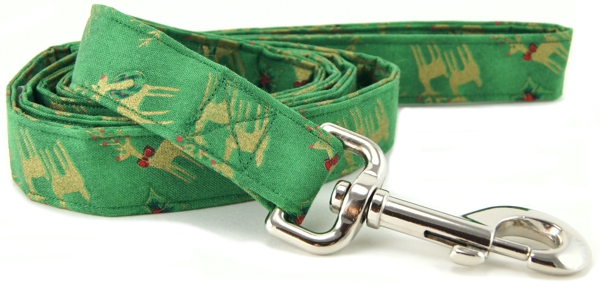 Tossed Gold Reindeer Dog Leash