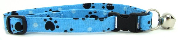 Aqua Heart Paws Cat Collar